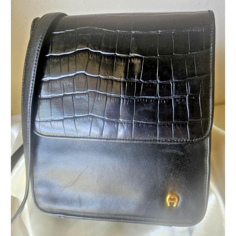 Leather/Crocodile Etienne Aigner Black Crossbody Shoulder Handbag/Vintage